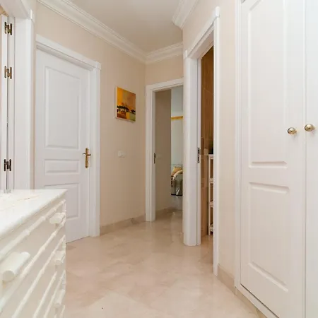 Magnificent In Terrazas Del Duque 1 Апартаменти Адехе